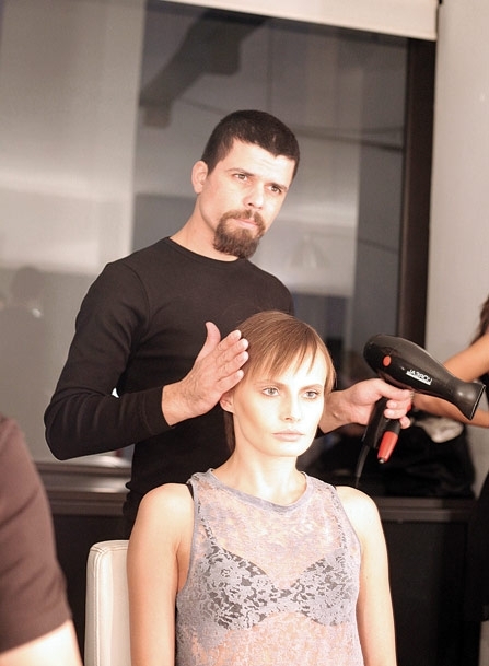 في الكواليس Behind The Scenes