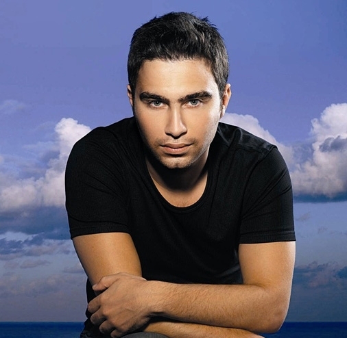 حسام حبيب يغني «للسفاح»