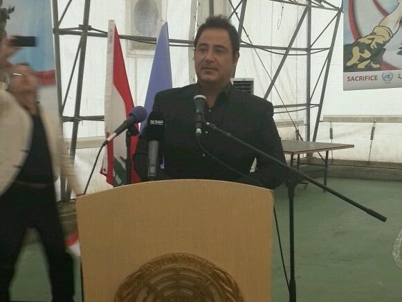 عاصي الحلاني سفير الاستقلال