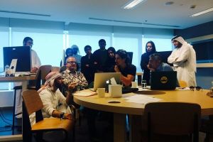 'عيشي بلادي' بأصوات فنانين إماراتيين