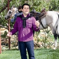 رفيق خويري في كليباً جديداً لأغنية