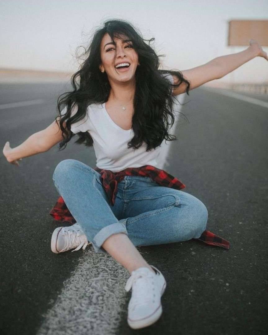 بالصور - ميريهان حسين تتعرض لهجوم بسبب التجميل.. ما علاقة مي عز الدين؟