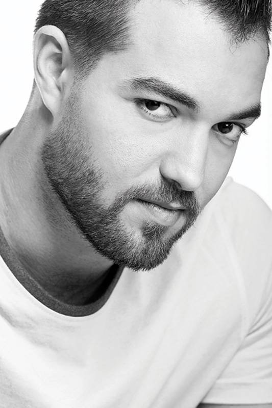 باسل الزارو