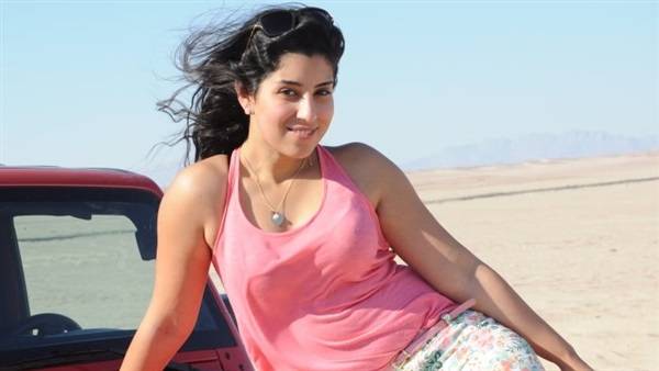 آيتن عامر في عيد ميلادها: والله أنا أصغر من كده