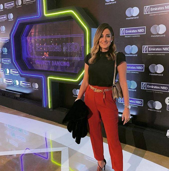 بالصور - والدة أمينة خليل تخطف الأنظار بجمالها.. هل تشبهها؟