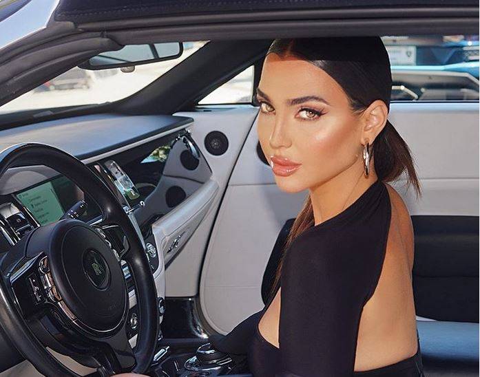 بالصور - قمر تفضح أنجي خوري مجدداً... هكذا كان شكلها قبل عمليات التجميل!