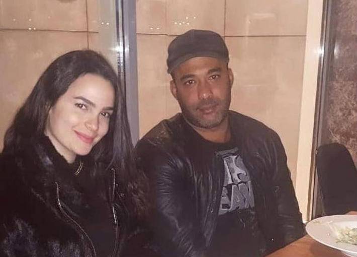 بالفيديو - صديق هيثم أحمد زكي يكشف سر  عدم  إتمام زواجه من خطيبته.. صادم!