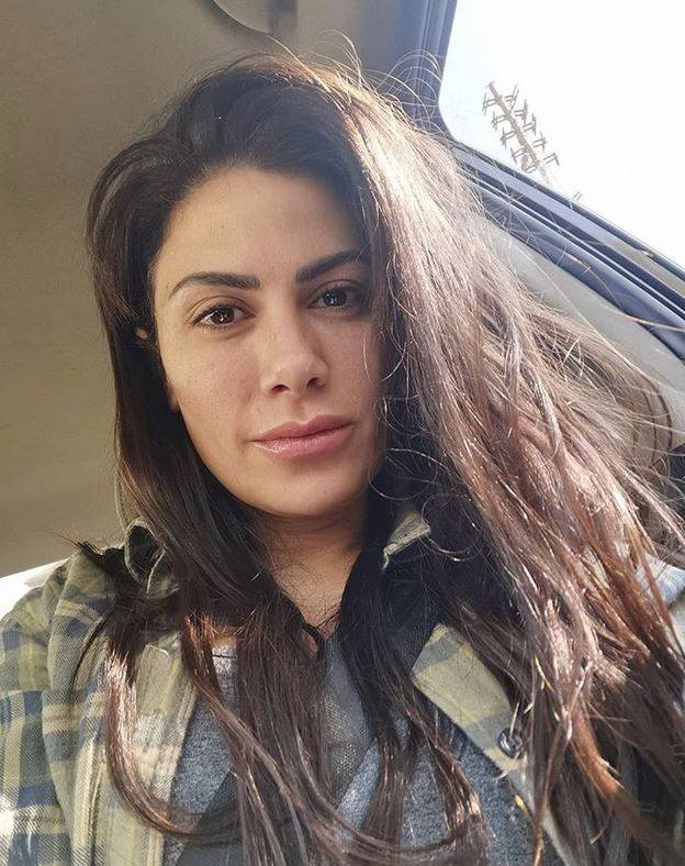 بالفيديو – صبا مبارك تحدث ضجة برقصها الحماسي مع يسرا