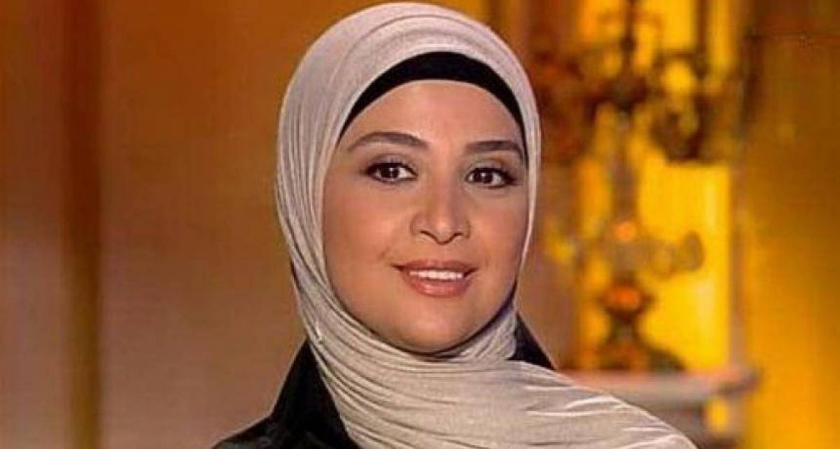بالفيديو – أثناء غياب حنان الترك... هذا ما كشفته منى زكي عن حياتها