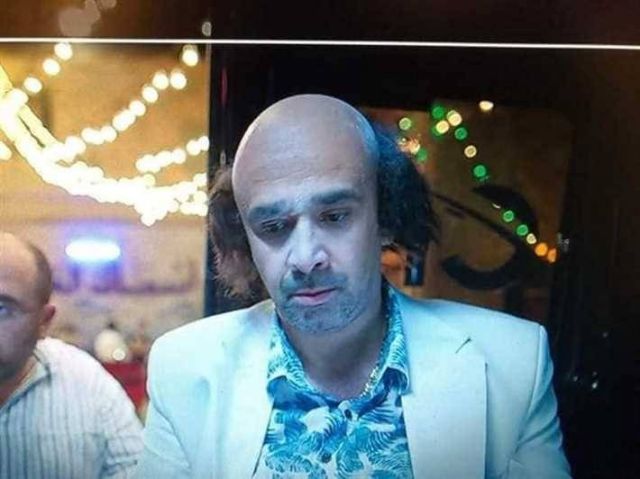 إطلالة كريم عبد العزيز