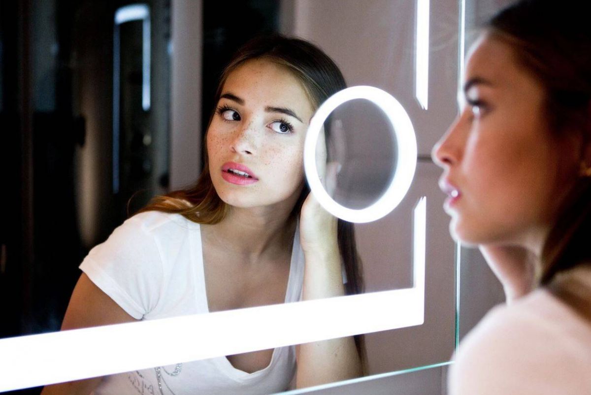 وصفة سريعة جداً لتصغير الأنف... هكذا تحضرينها