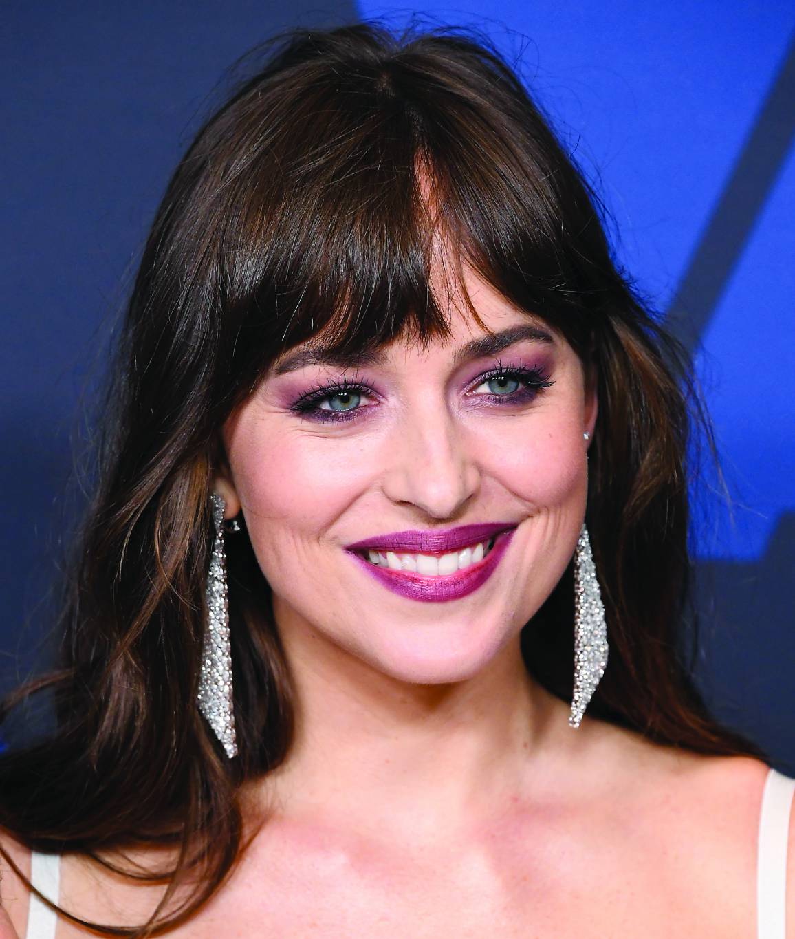 تعلّّمي تطبيق ماكياج
داكوتا جونسون