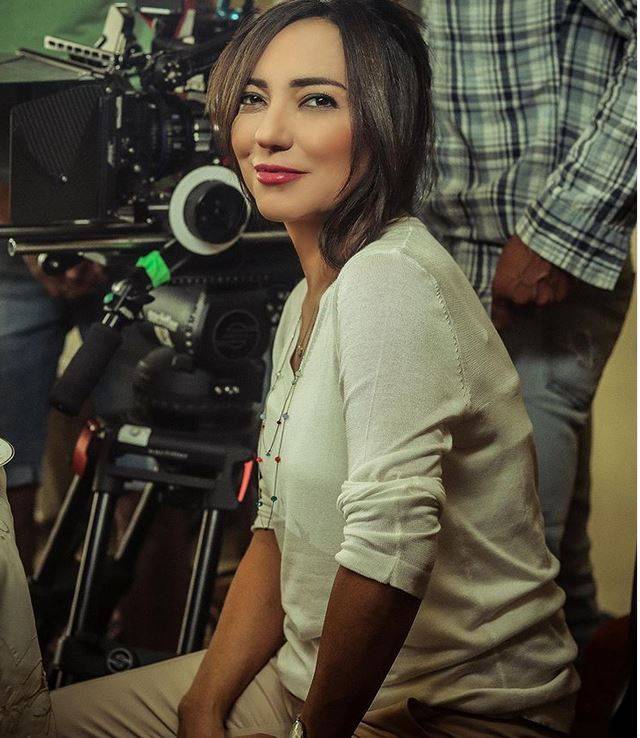 بالصورة – أمل عرفة تصدم الجميع بنعي نفسها... 