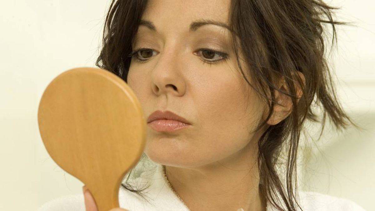 اجمعي 3 مكونات واحصلي على كريم فعال لإخفاء تجاعيد العينين