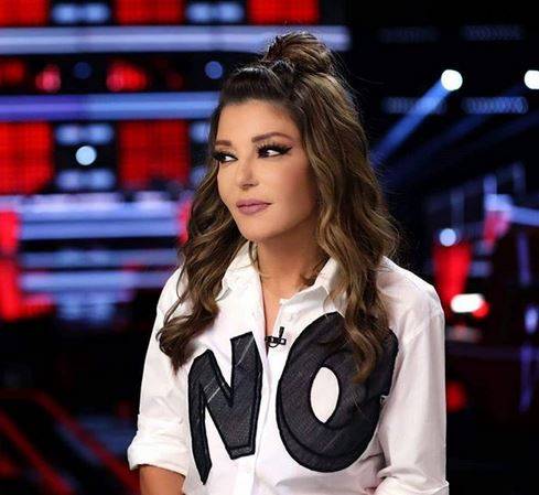 بالفيديو - سميرة سعيد تبكي بسبب مشتركة في the voice.. وراغب علامة يتدخل