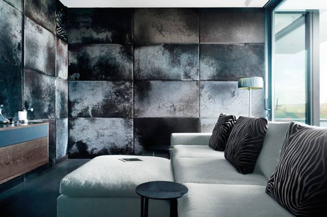 صالة عرض الأفلام السينمائية، جلسات مريحة وجدران ملبّسة بالجلد