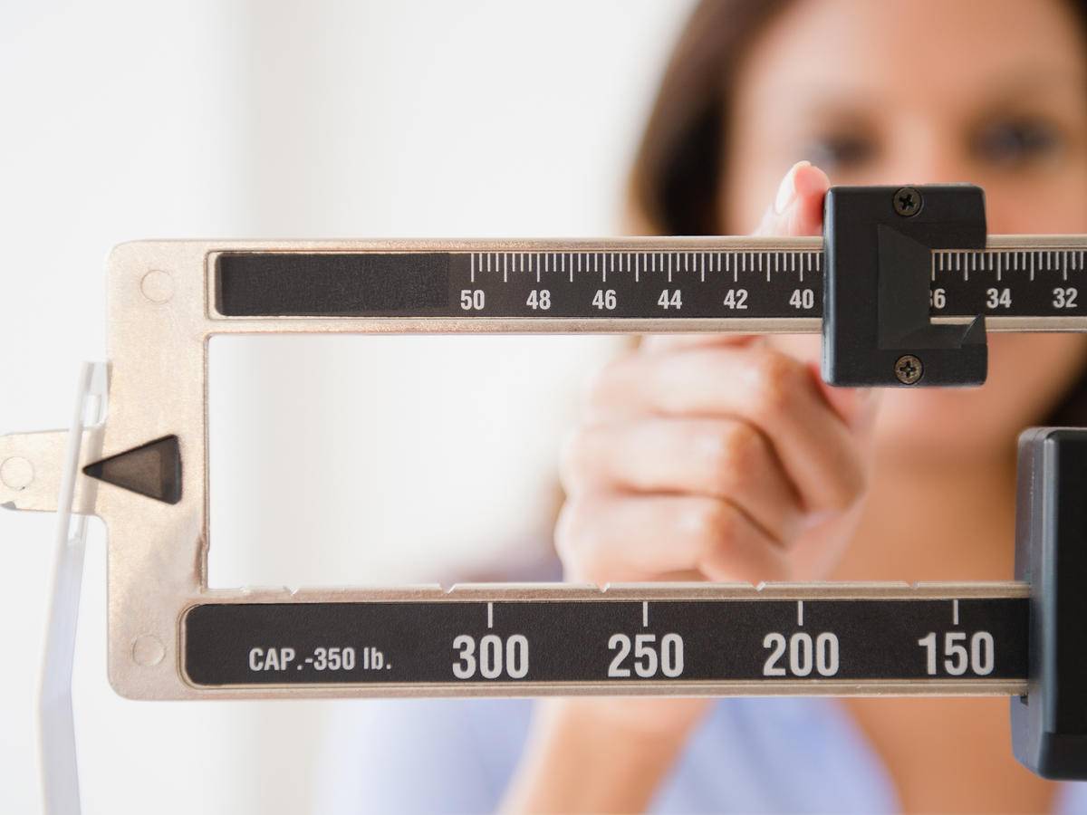 كيف تحصلون على بطن مسطح بالتفاح وحليب الشوفان؟