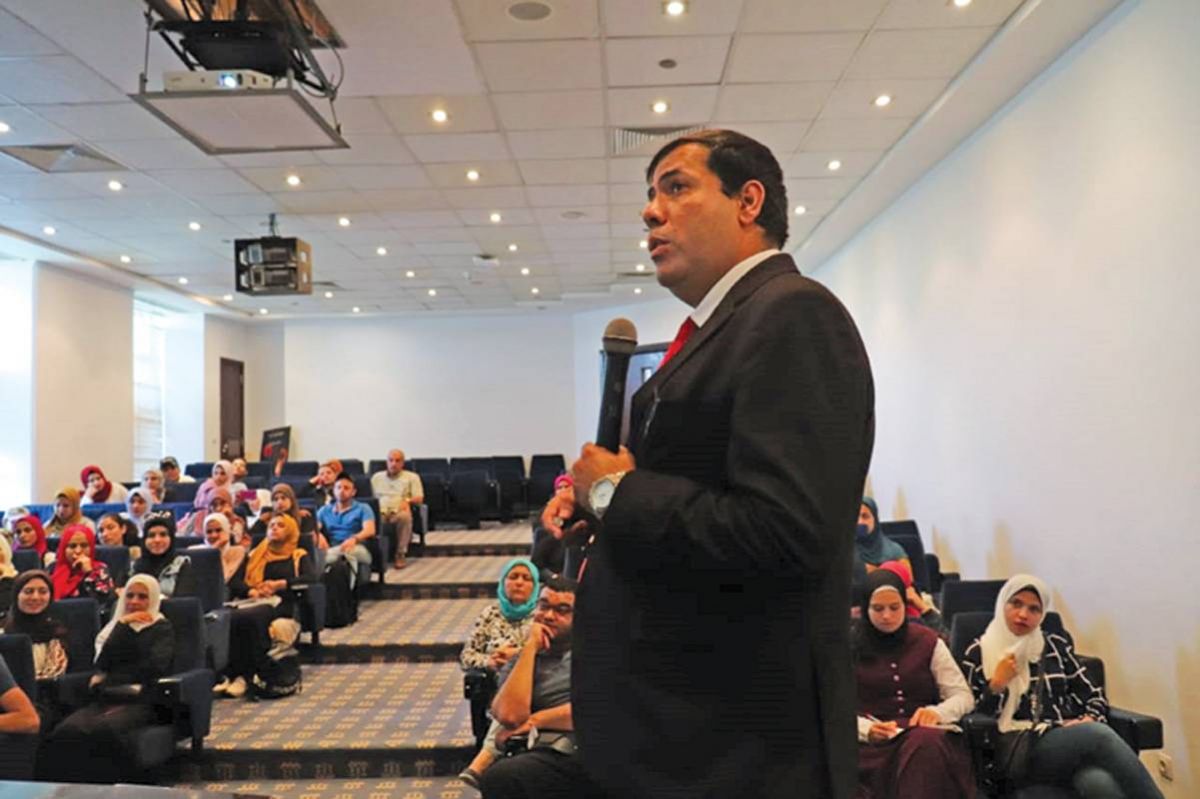 حسين عبدالبصير يكشف أسرار:
