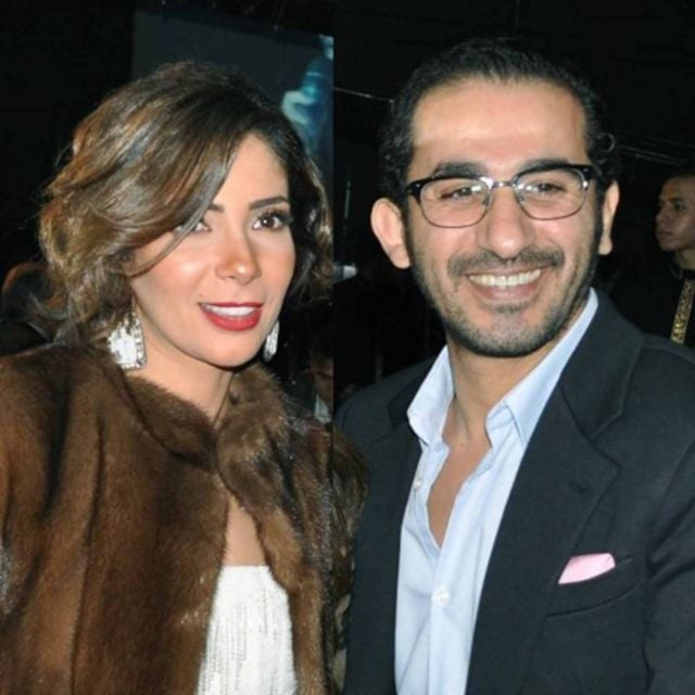 بالفيديو - أحمد حلمي ومنى زكي يرقصان على السجادة الحمراء