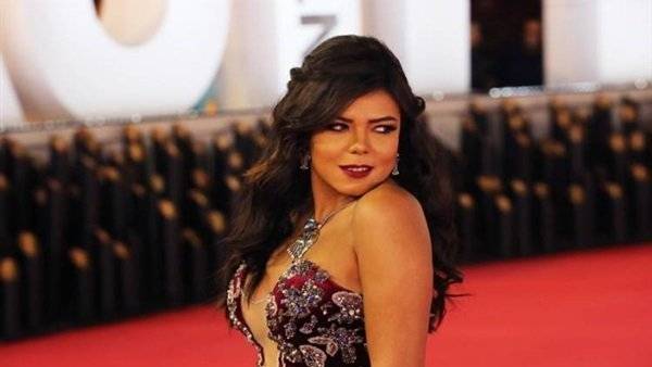 بالصور - ناهد السباعي تعلن انتهاء بناء مسجد هيثم أحمد زكي