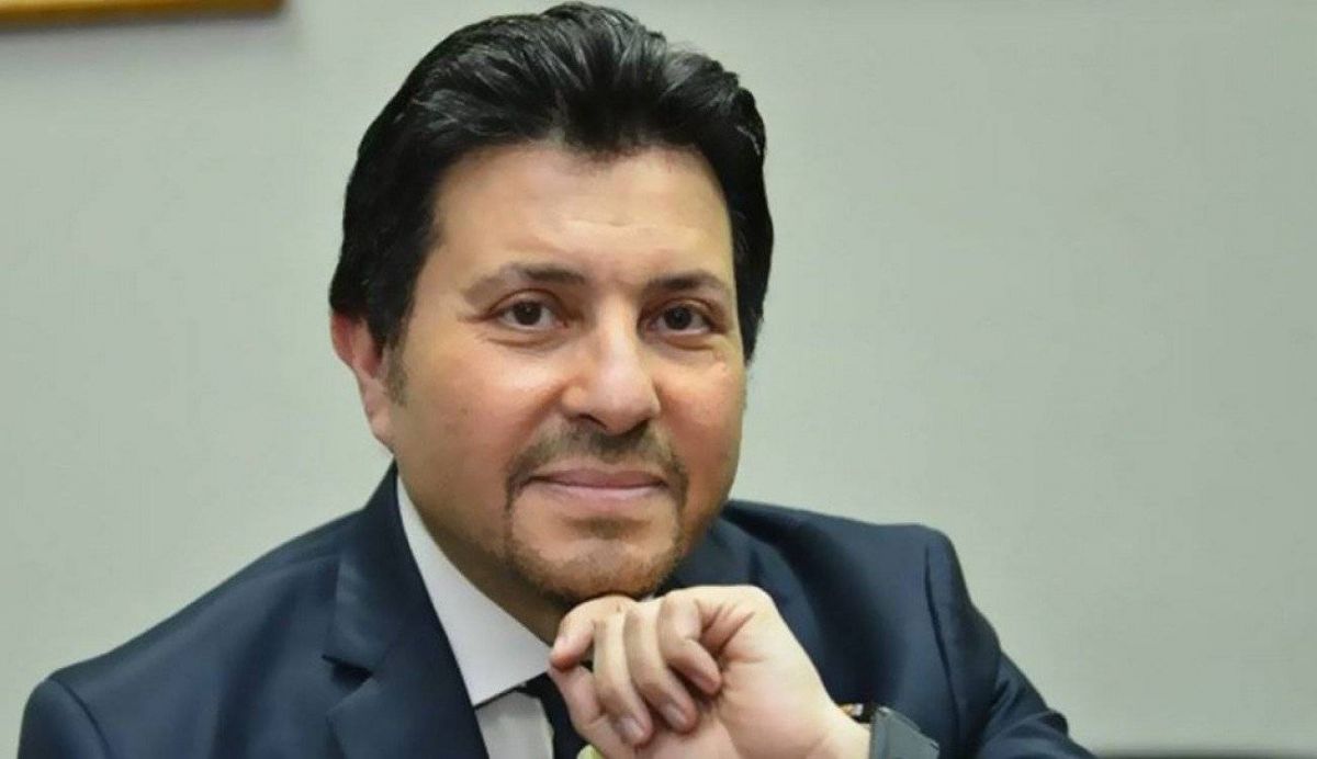 ما هو سر غياب هاني شاكر عن جنازة شعبان عبدالرحيم؟
