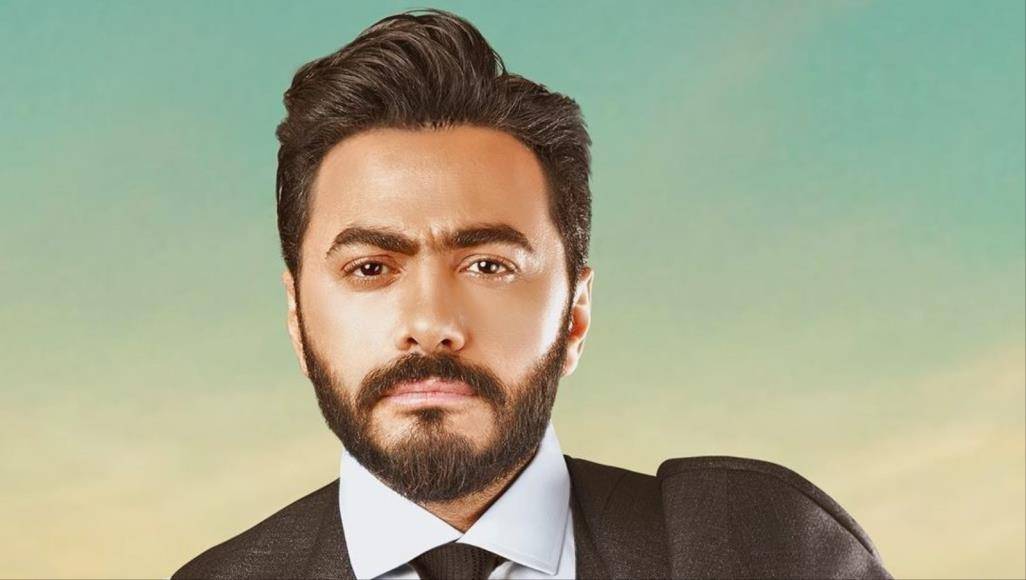 شقيق تامر حسني منتجاً لفيلمه الجديد