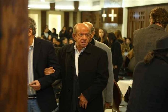 لطفي لبيب في عزاء المخرج سمير سيف