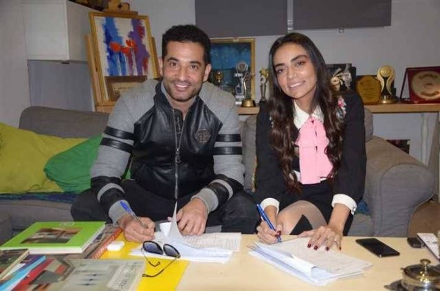 رغم أزماتها مع محمد الشرنوبي.. عمرو سعد يتعاقد مع سارة الطباخ مديرة لأعماله