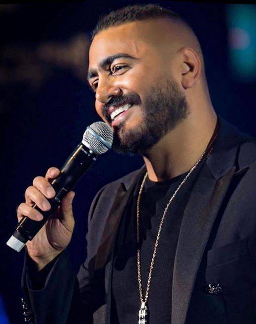 للمرة الأولى – تامر حسني يكشف هذه الحقائق عن والده... لهذا ابتعد عنه