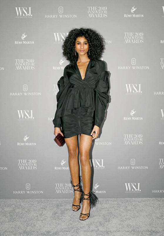 تعلّّمي تطبيق ماكياج
إيمان همام