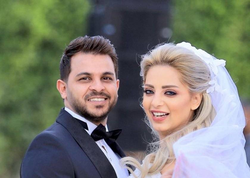 بسبب صورتها مع زوجها.. مي حلمي ترد على متابعة حذرتها من الحسد
