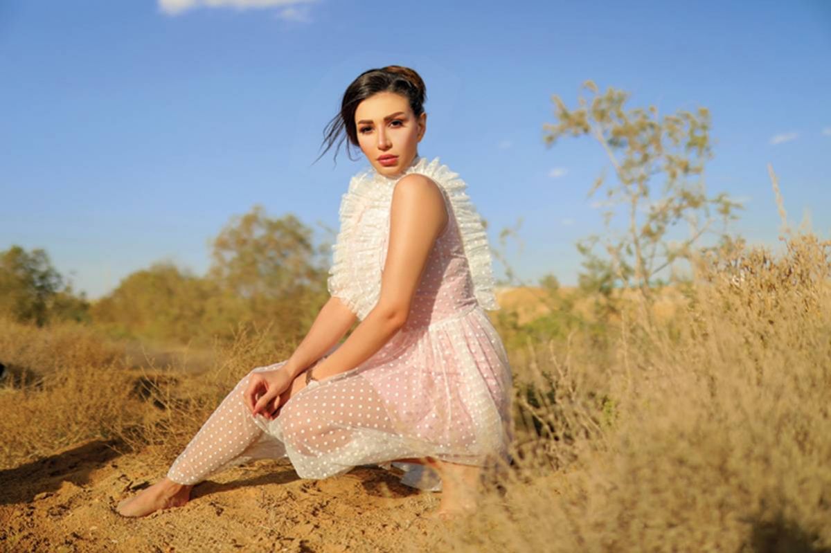 بعد حصولها على حكم بحبسه
الفنانة السورية سارة نخلة:
زوجي ظلمني بتحريض من والدته وكسبت قضيتي