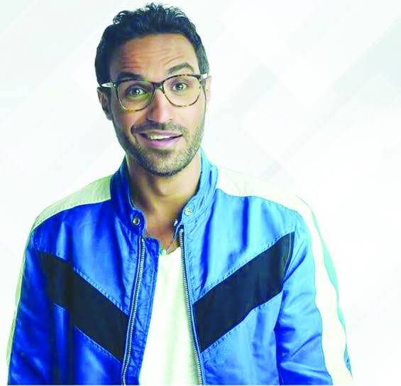 أحمد فهمي يدافع عن عمرو يوسف: 