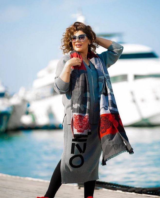 بالفيديو – شاهدوا الشكل الحقيقي لحاجبي إلهام الفضالة بعد إزالة المكياج... لهذا تحتاج إلى العلاج