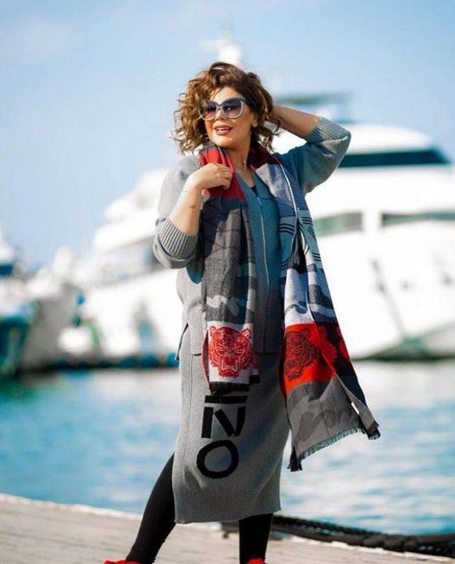 بالفيديو – شاهدوا الشكل الحقيقي لحاجبي إلهام الفضالة بعد إزالة المكياج... لهذا تحتاج إلى العلاج