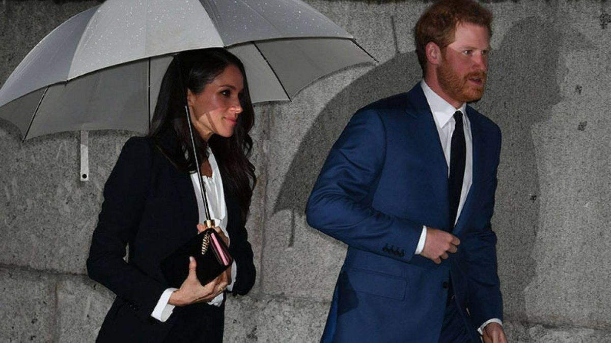 مطعم يرفض استقبال الأمير هاري وميغان ماركل على مائدة العشاء... وهذه التفاصيل