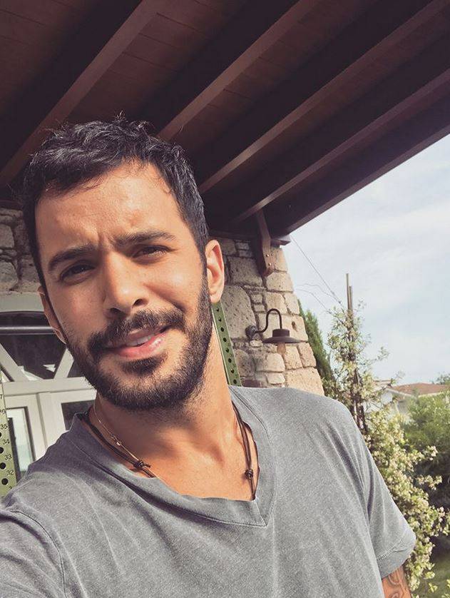 صور مسربة لبطل 