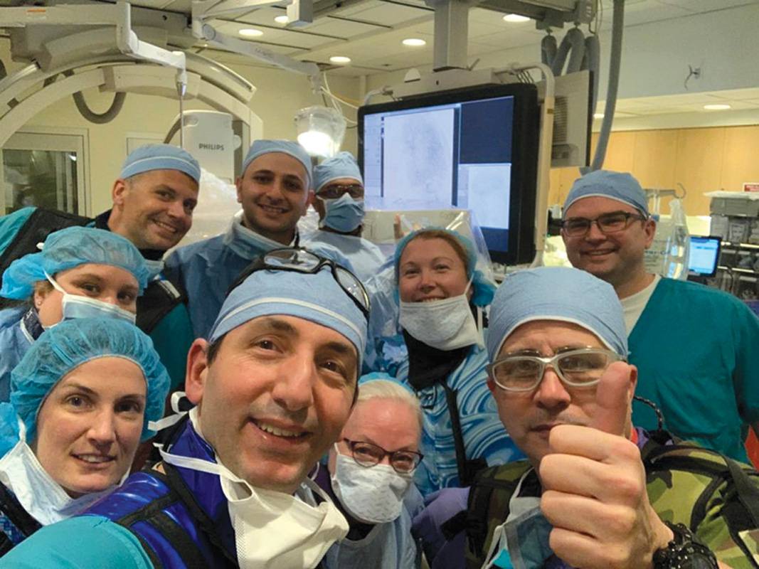 اللبناني باسكال جبور أجرى أول عملية في أميركا
لزرع دعامة في الشريان السباتي بواسطة الروبوت