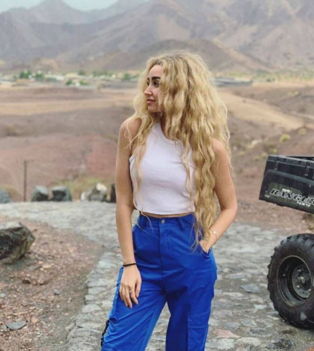 بالصورة – رغم نحافتها.. هنا الزاهد تبدأ نظاماً غذائياً جديداً وتتخلى عن مأكولات كثيرة