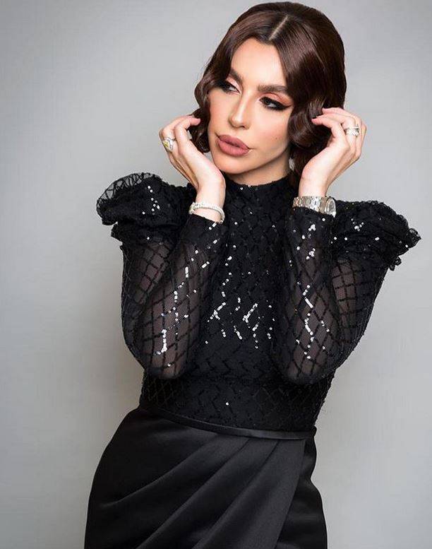 بالفيديو – لحظة حصول ليلى اسكندر على الجنسية السعودية