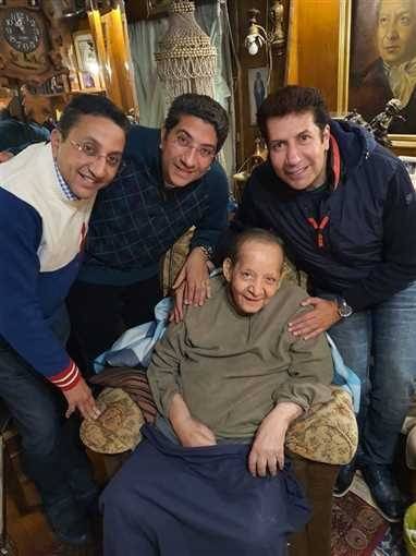 جورج سيدهم في آخر ظهور له مع هاني رمزي وشقيقيه