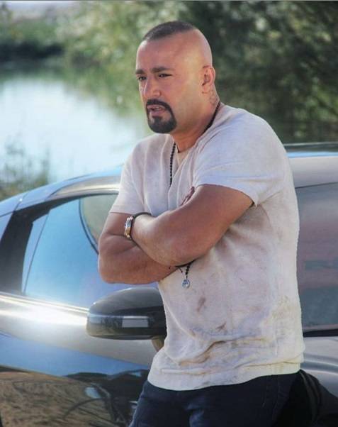 رسالة غامضة من أحمد السقا يحذفها بعد تعليقات الجمهور