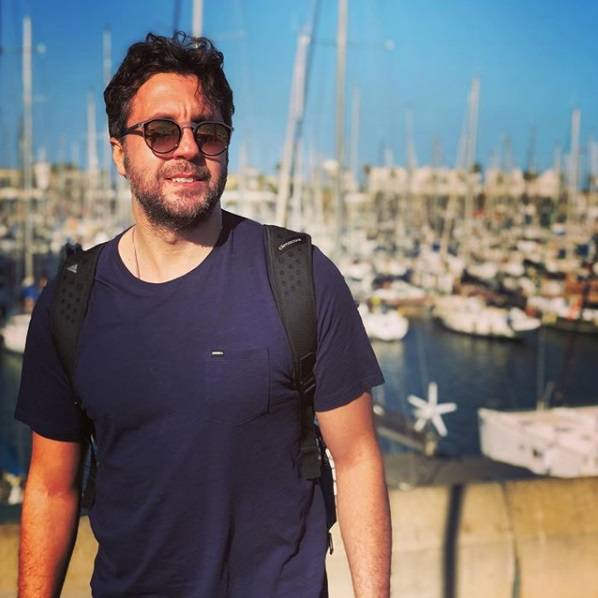 هشام ماجد يخضع لعملية ويعلق : 