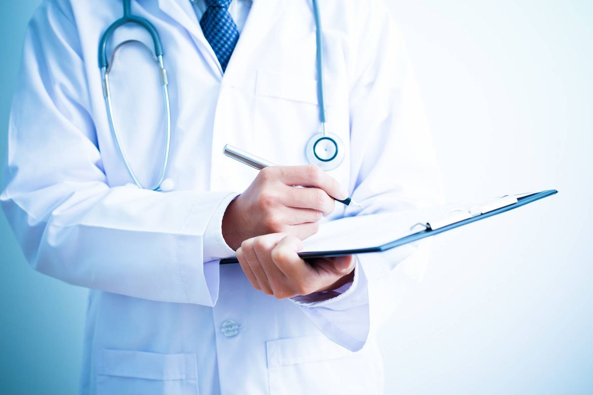 فضيحة – أطباء يكشفون أسرار مرضاهم على مجموعة 