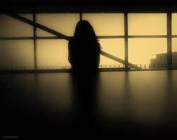 العثور على إعلامية مصرية متوفاة في منزلها بطريقة مأسوية