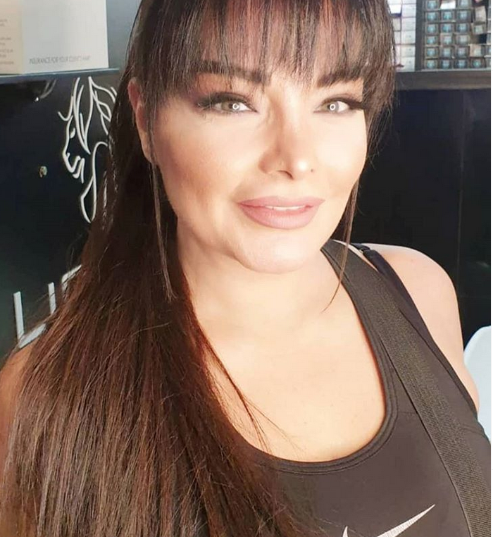 بالفيديو – تولين البكري بشكل وجه غريب في عيادة التجميل