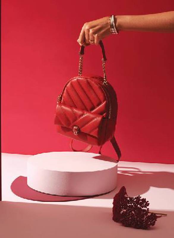 BVLGARI 
SPRING-SUMMER 2020
أناقة عنوانها الأحمر