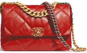 Star of the Week
CHANEL 19
LARGE FLAP BAG
الحقيبة الجلدية الأفخر