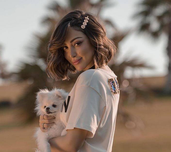 بالفيديو – بسمة بوسيل تكشف حقيقة منع تامر حسني لها من الغناء