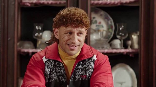 بعد نجاح مسرحيته في السعودية.. أحمد مكي يؤدي مناسك العمرة